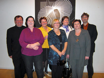 Osa hallitusta ammattiosastomme 30-vuotispäivillä Järvenpää-talolla 12.10.2011.